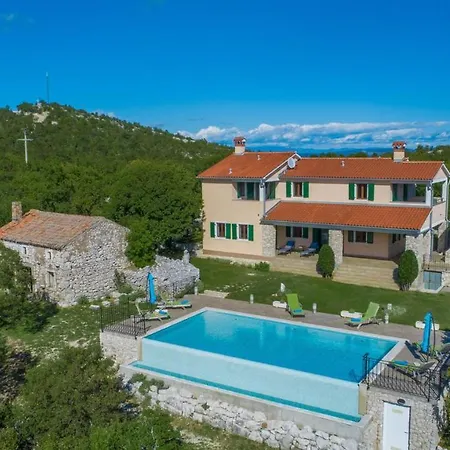 Albina Skitaca Villa