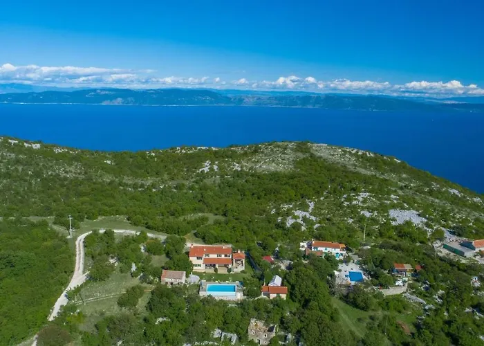 Albina Skitaca *